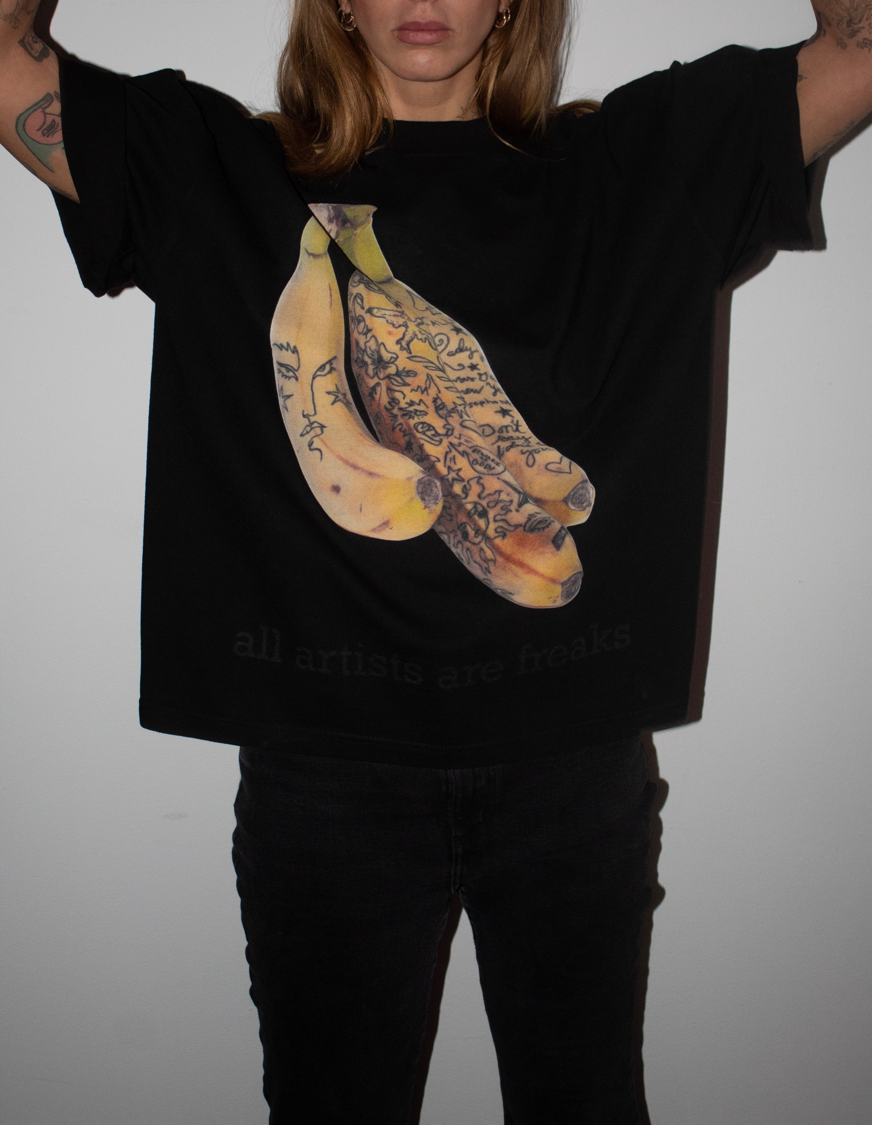TATTOO BANANA TEE